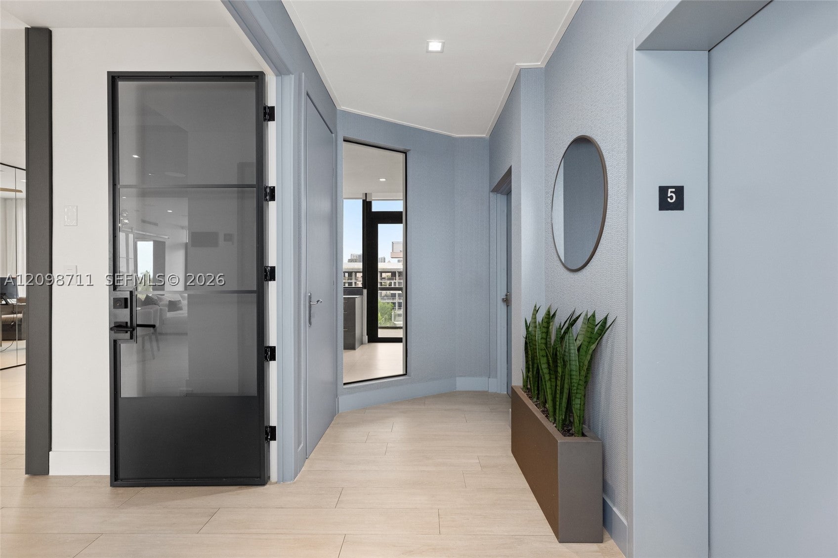 30 Isle Of Venice Dr PH3