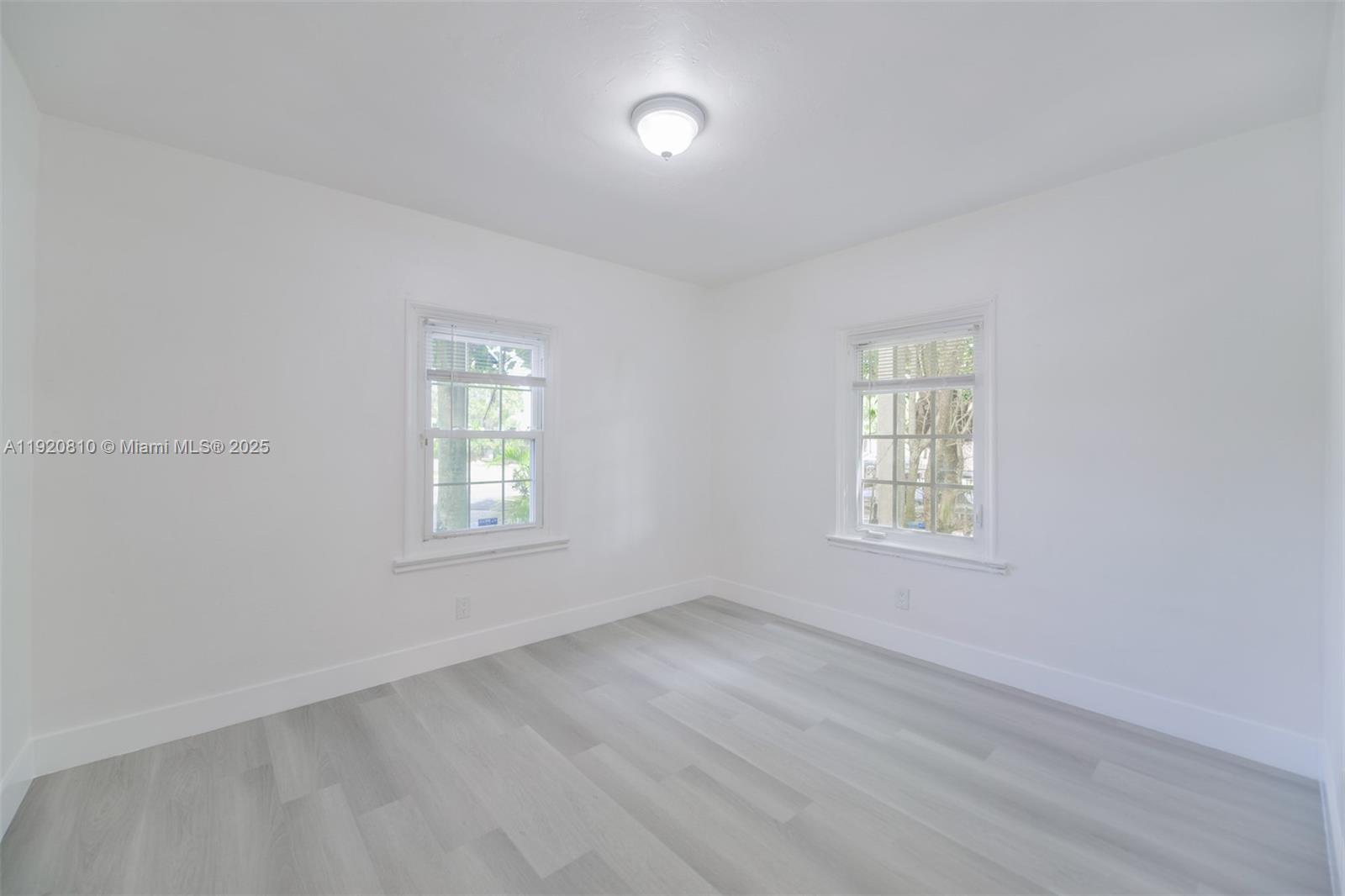 N MIAMI ESTATES - Residential Lease