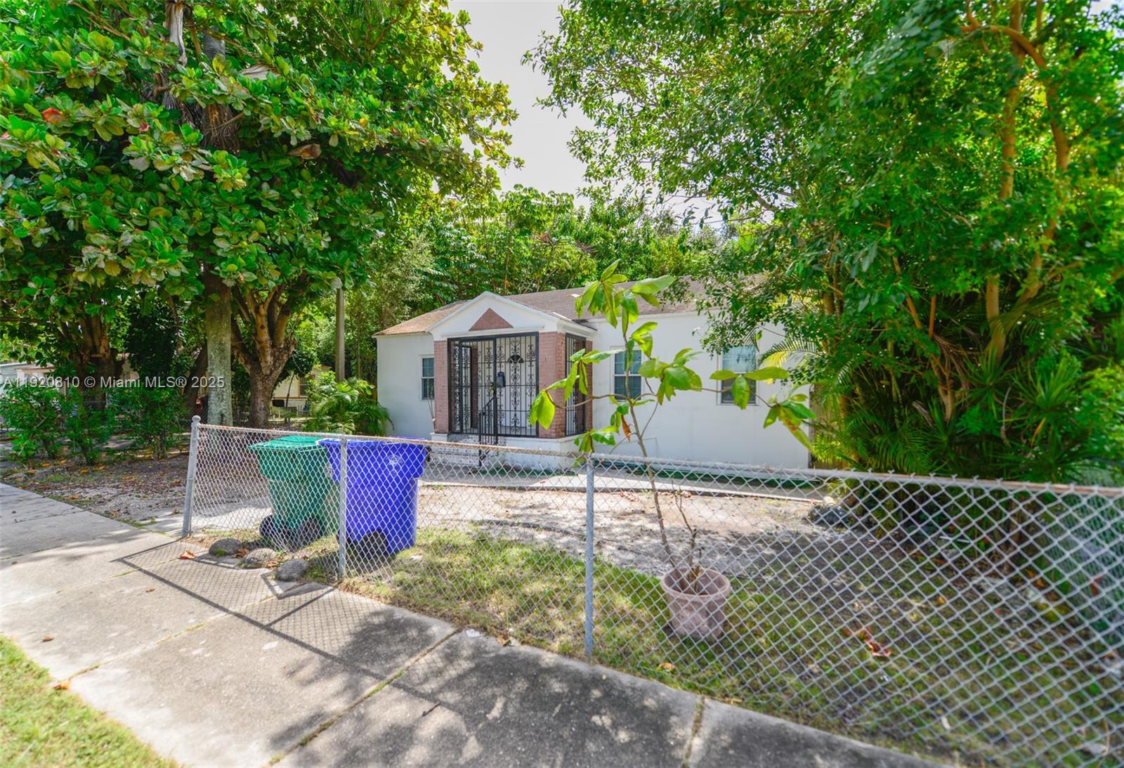 N MIAMI ESTATES - Residential Lease