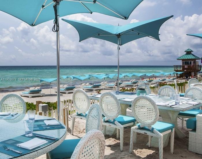 TRUMP INTERNATIONAL SONES - Residential