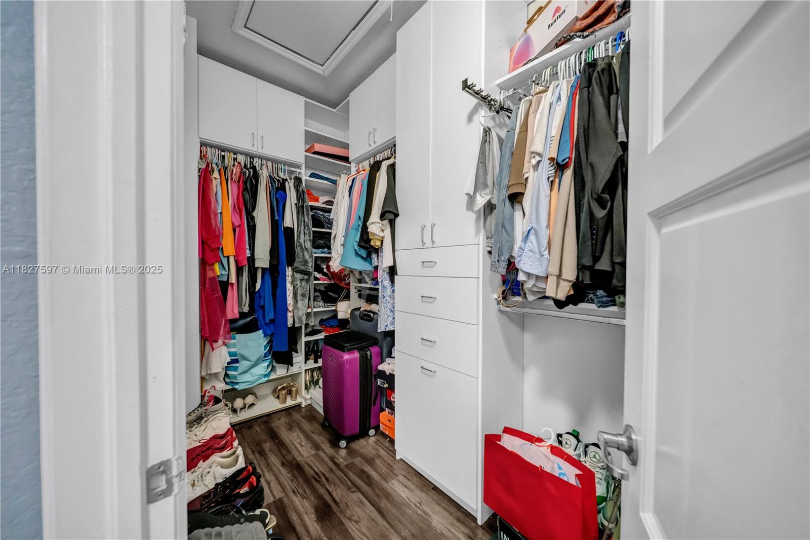 BELLAGIO VILLAS - Residential