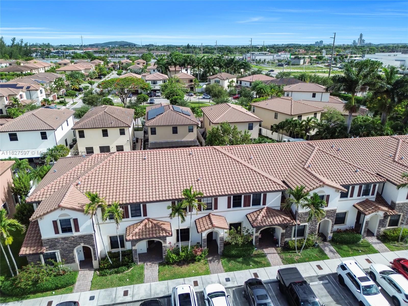 BELLAGIO VILLAS - Residential