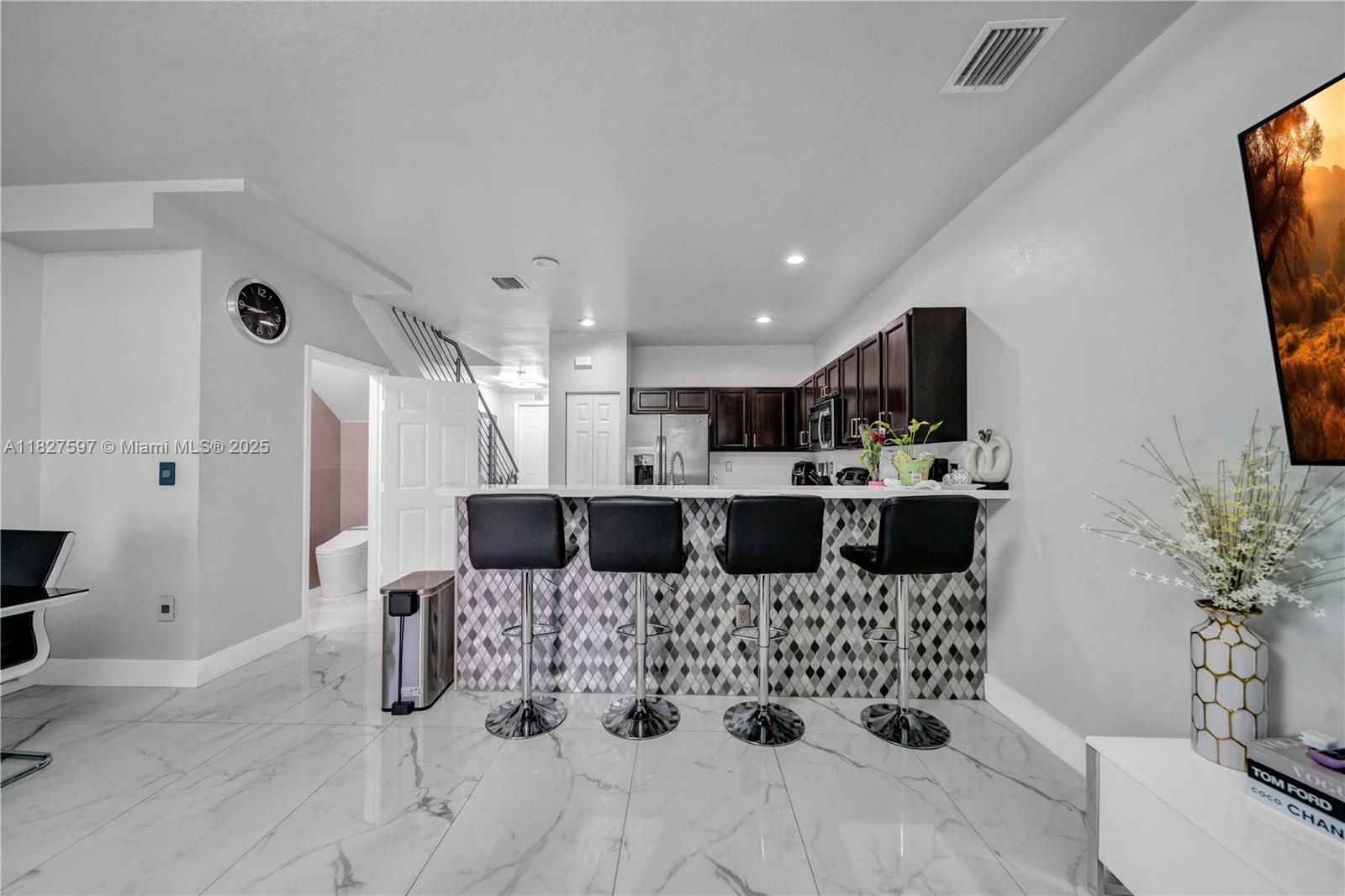 BELLAGIO VILLAS - Residential