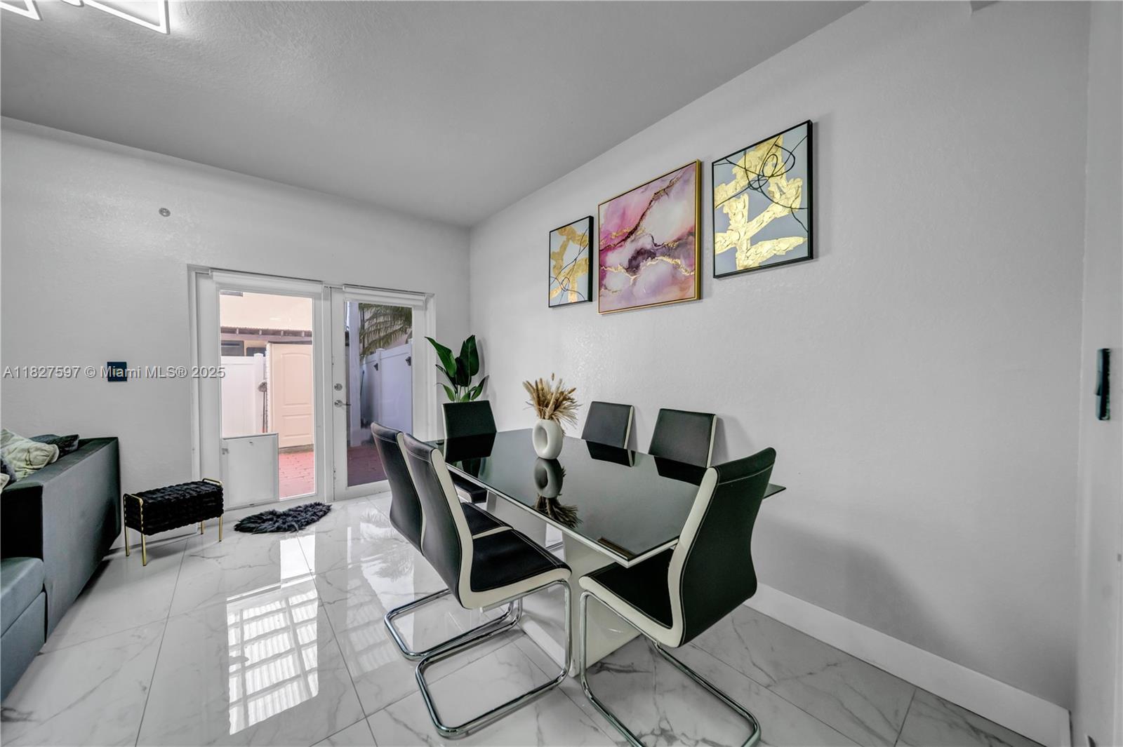 BELLAGIO VILLAS - Residential