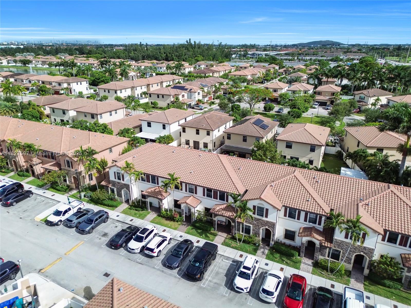 BELLAGIO VILLAS - Residential