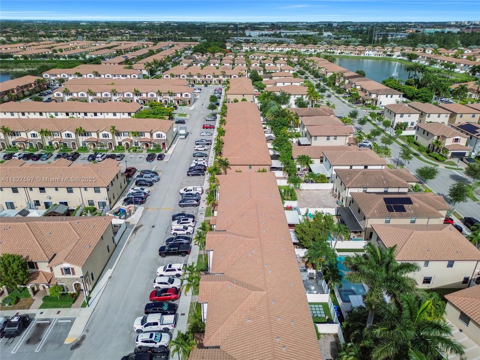 BELLAGIO VILLAS - Residential