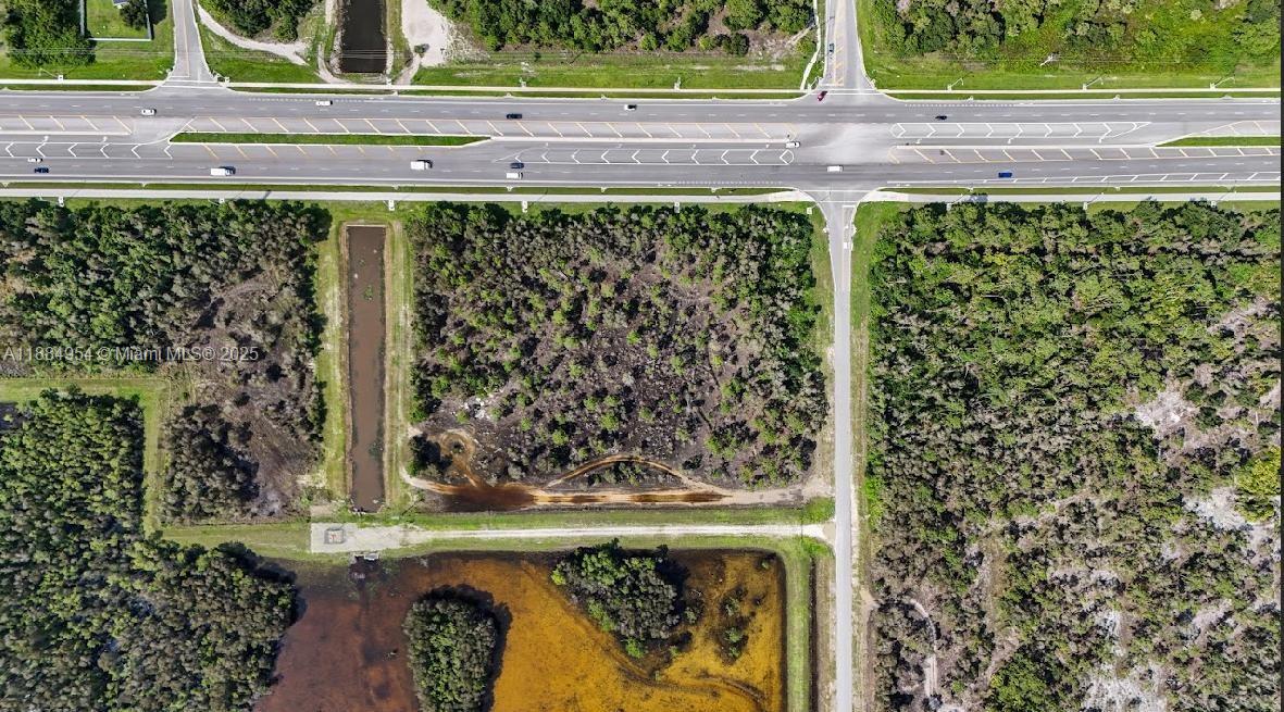 Lee County Unincorporated - Land