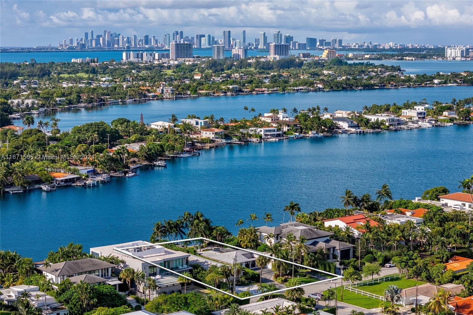 SECOND AMD PLAT OF NORMAN - Residential