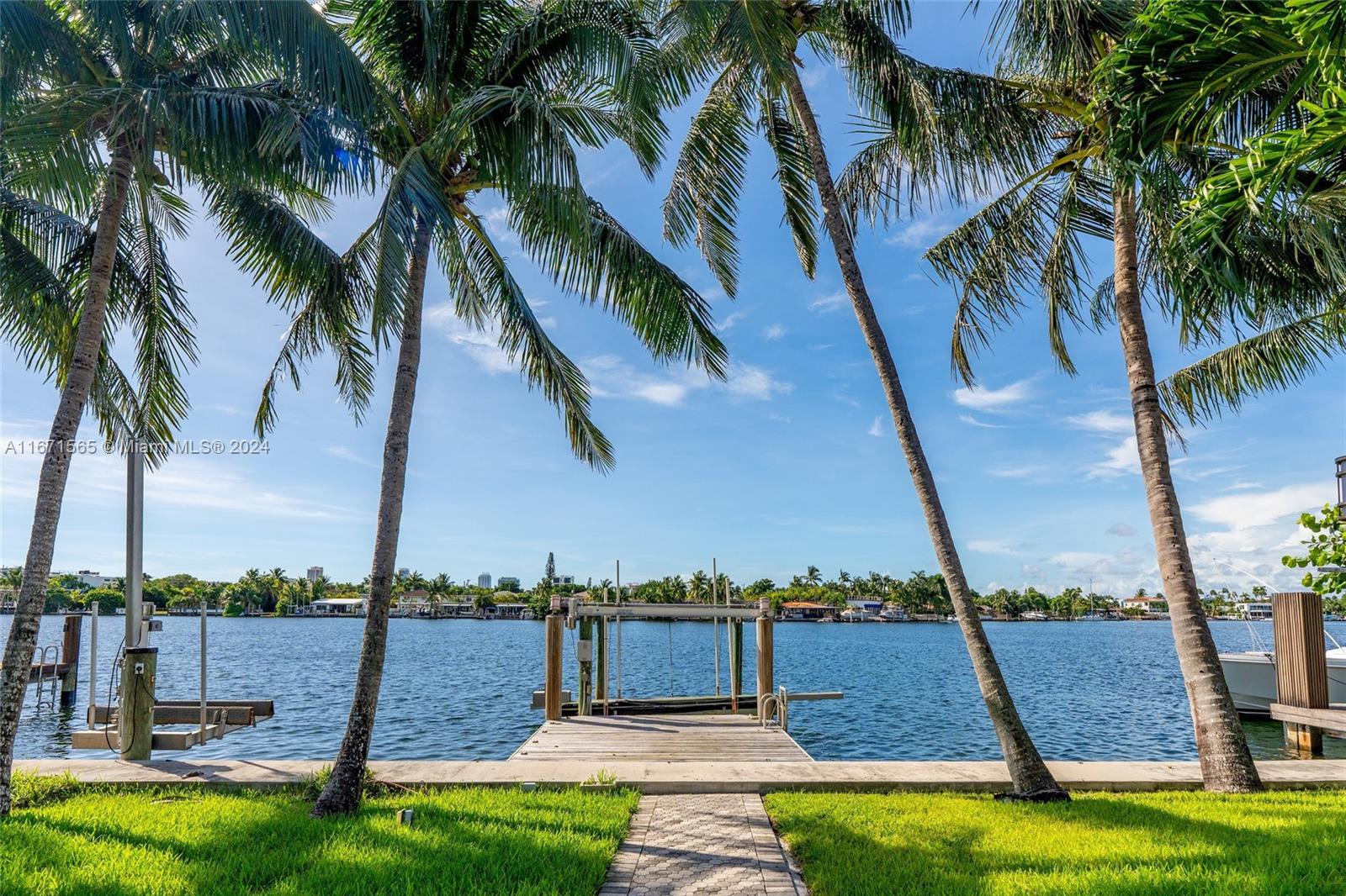 SECOND AMD PLAT OF NORMAN - Residential