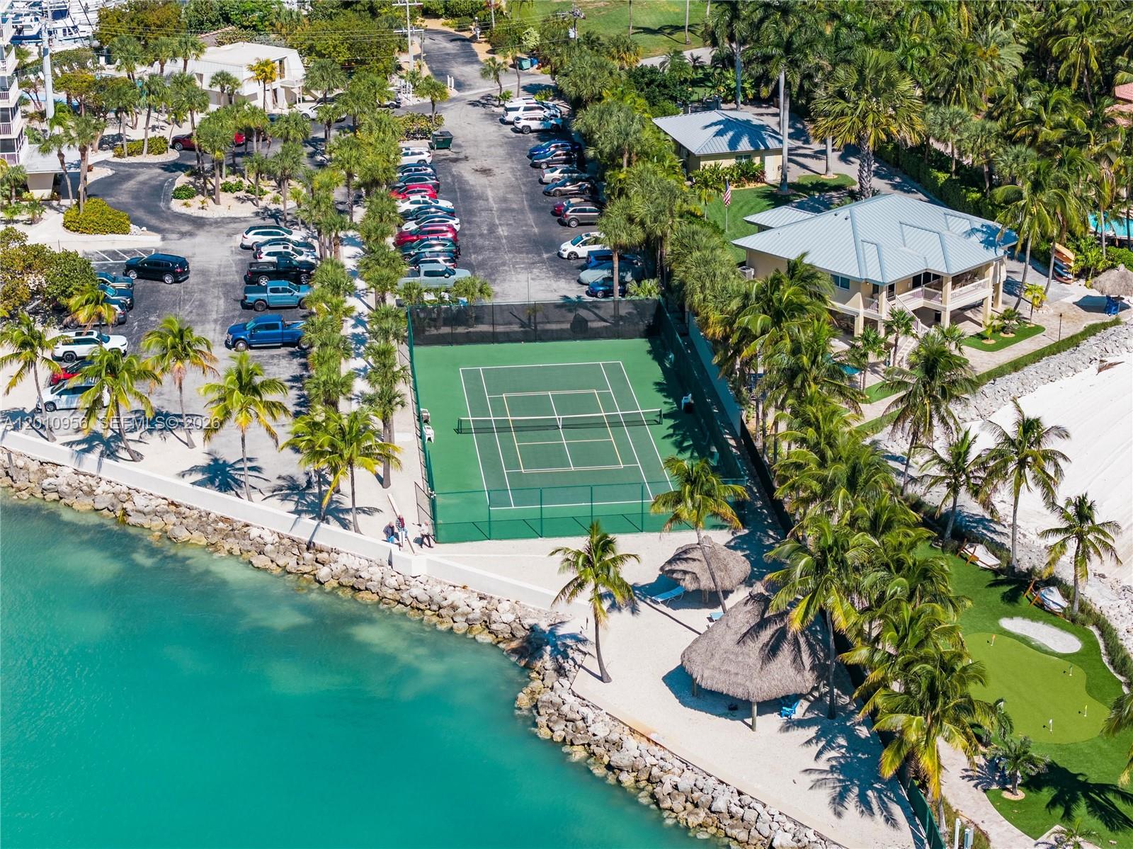 2000 Coco Plum Dr 601