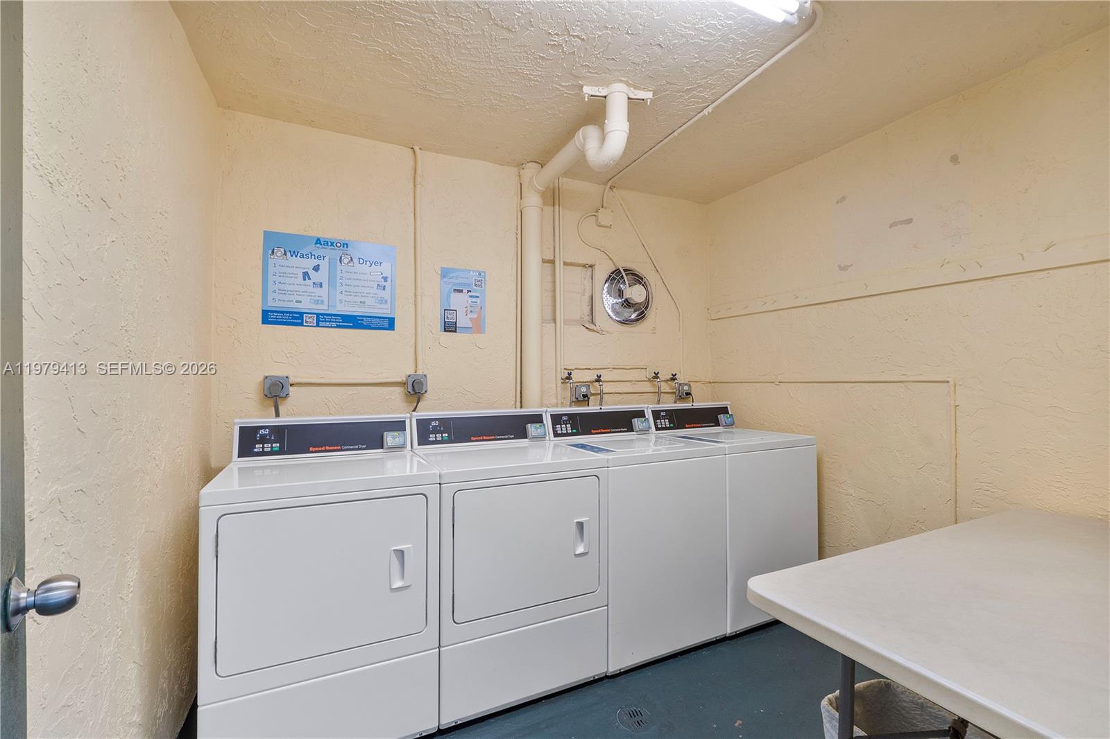 LIME BAY CONDOMINIUM 5 - Residential