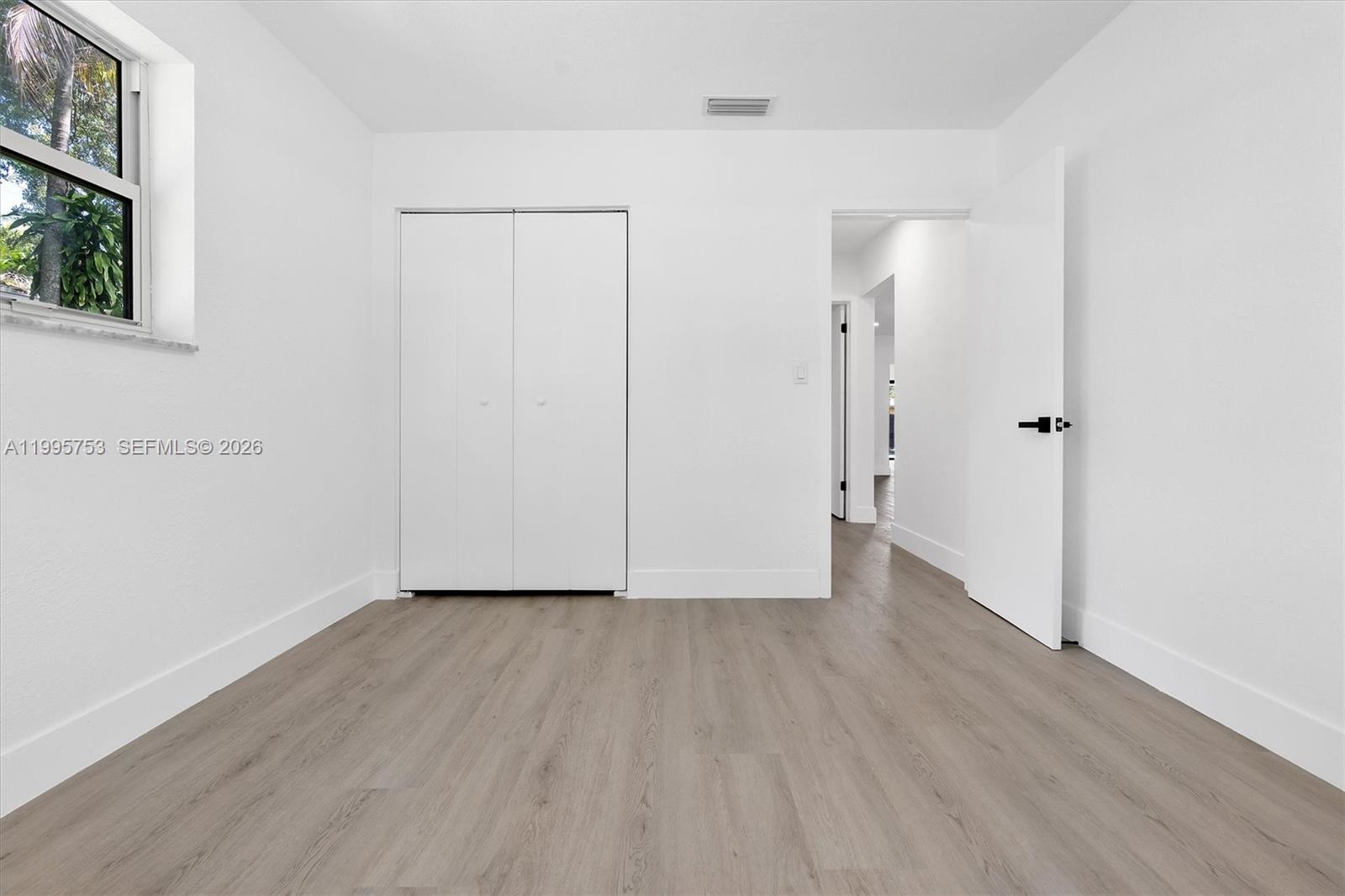 SUNSET ISLES SEC 3 - Residential