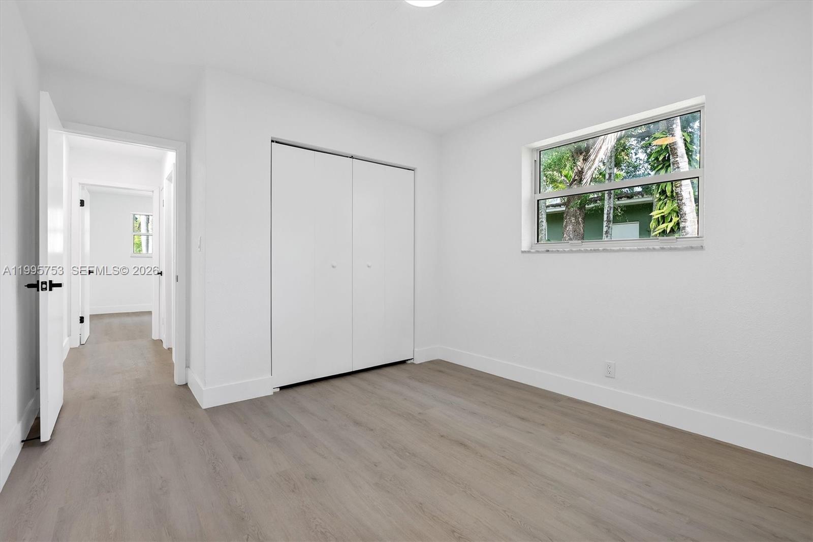 SUNSET ISLES SEC 3 - Residential