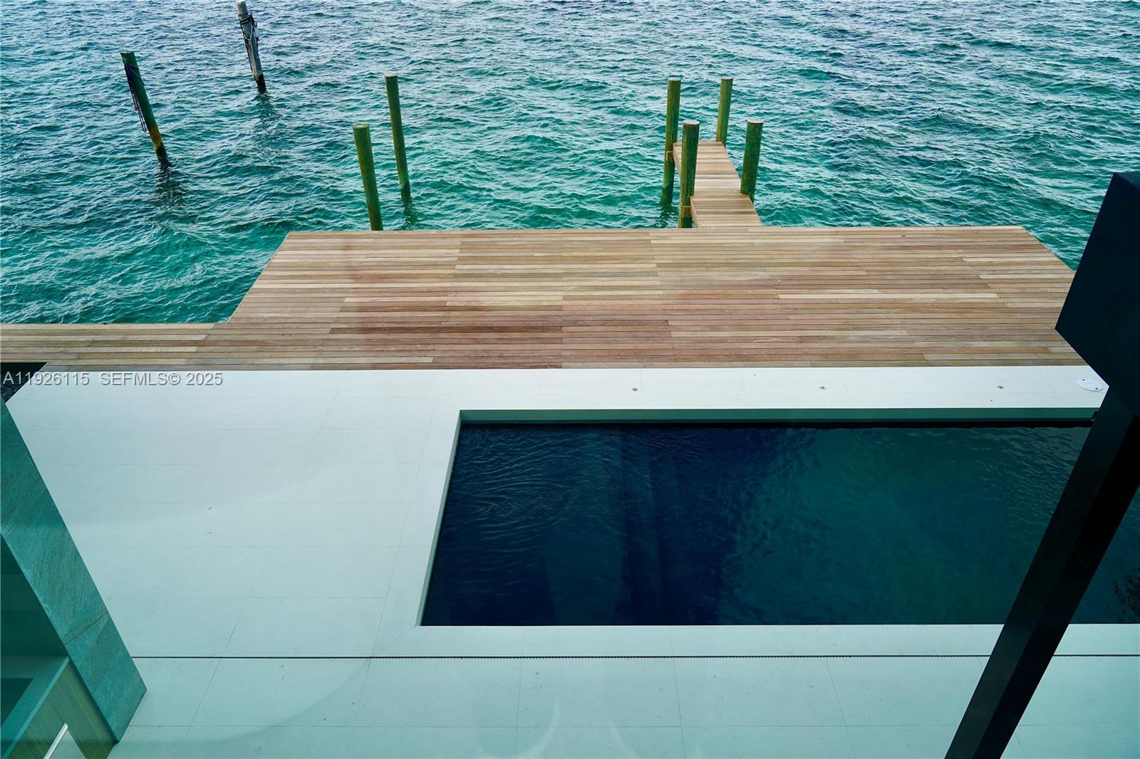 Leeward Cove - Residential