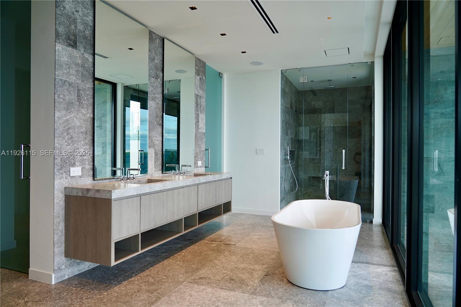 Leeward Cove - Residential