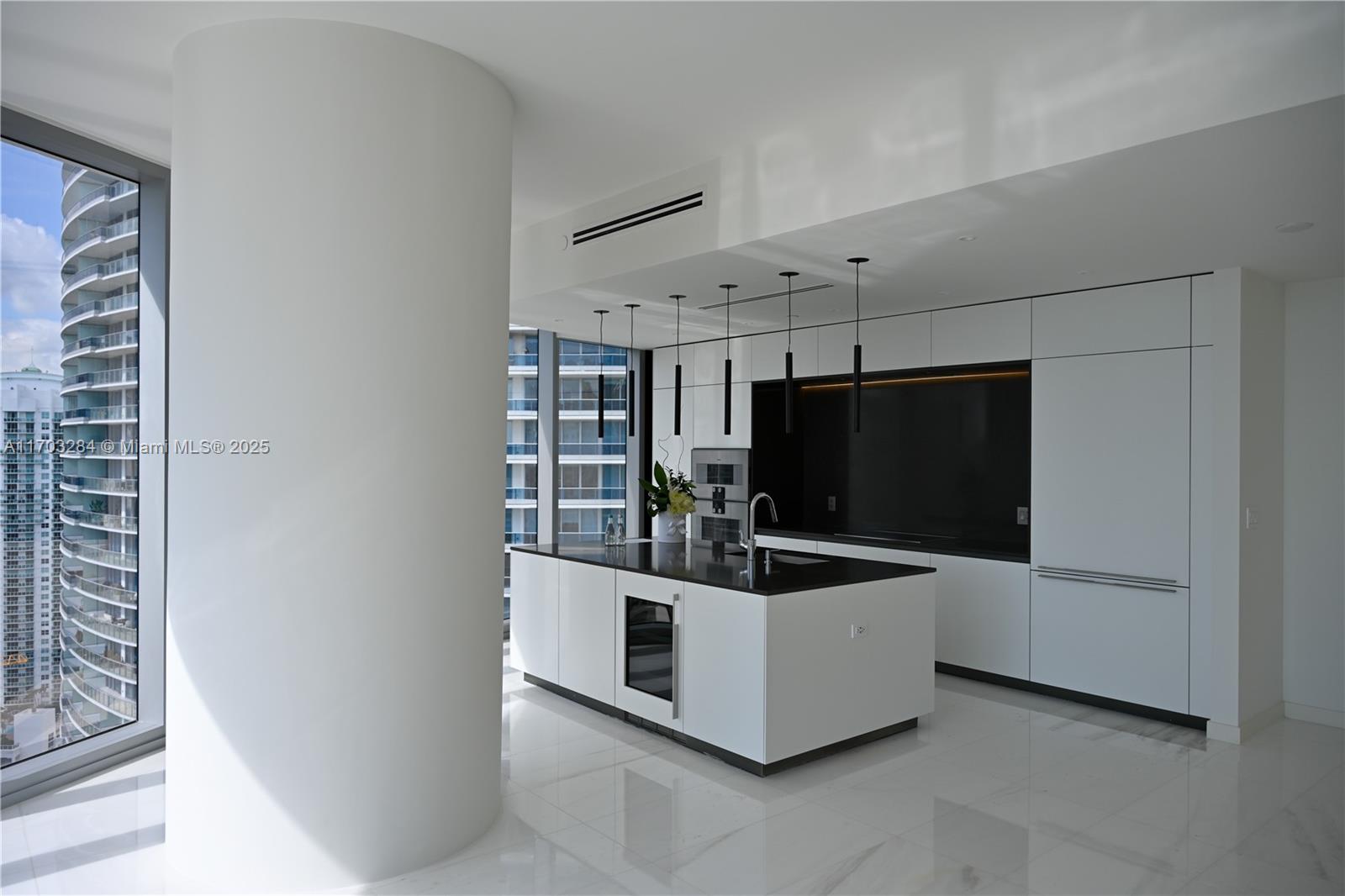 300 Biscayne Blvd Way 3407