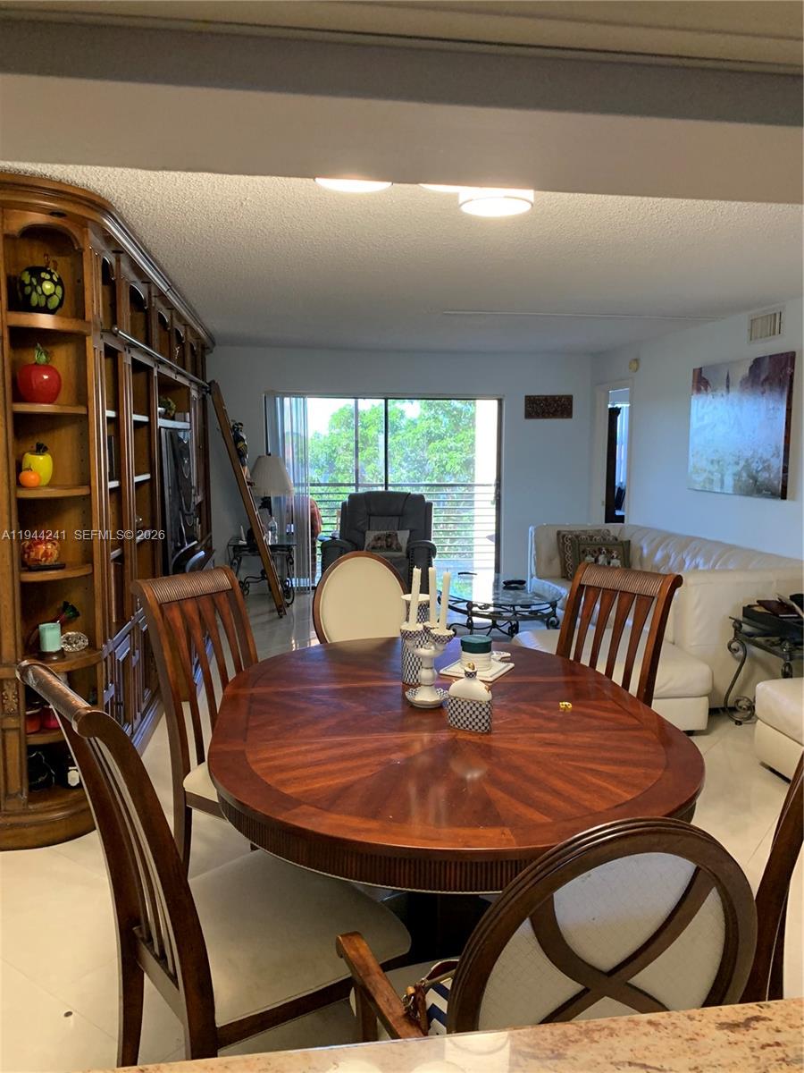 SUNRISE LAKES 172 CONDO - Residential