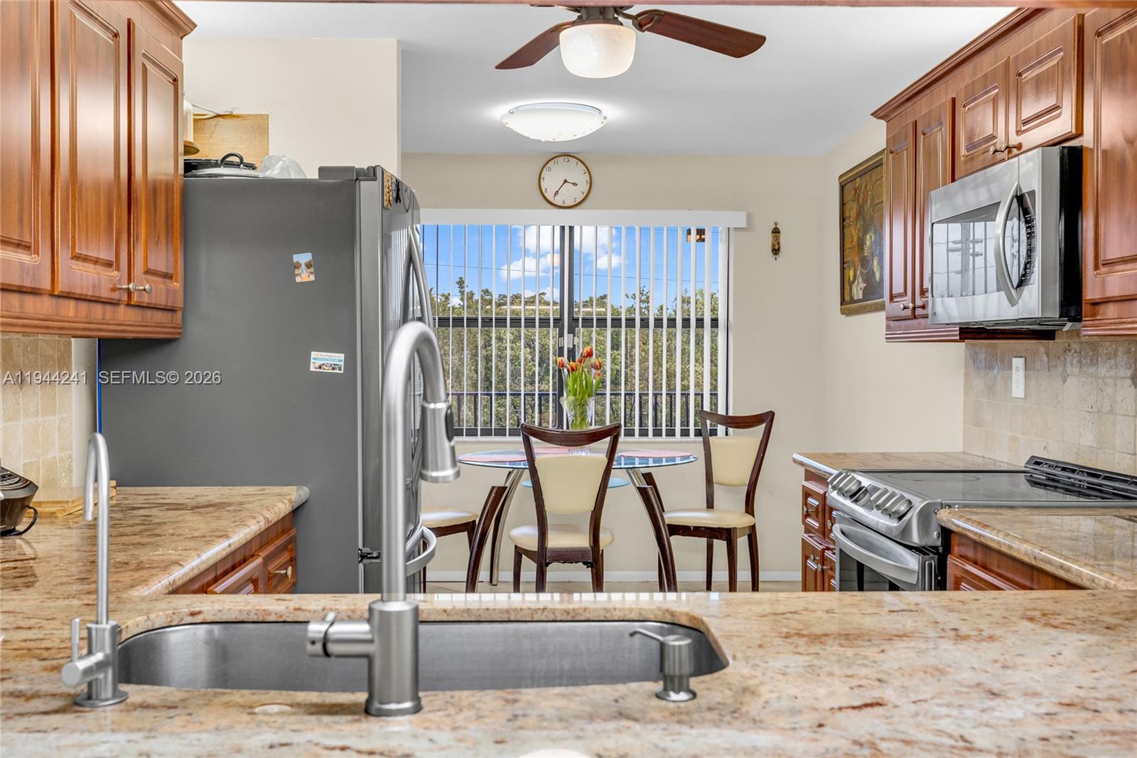 SUNRISE LAKES 172 CONDO - Residential