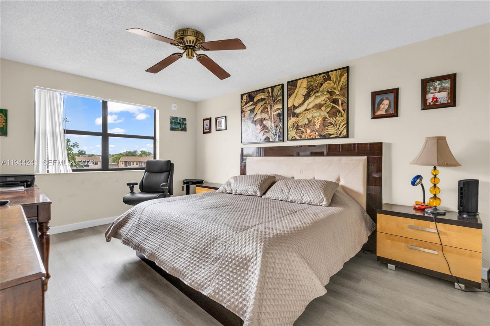 SUNRISE LAKES 172 CONDO - Residential