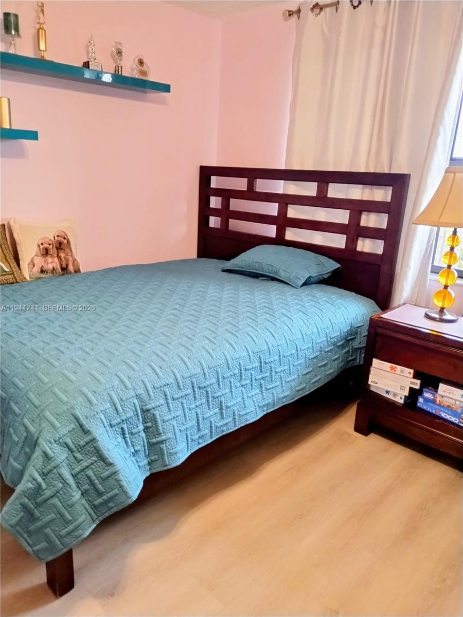 SUNRISE LAKES 172 CONDO - Residential