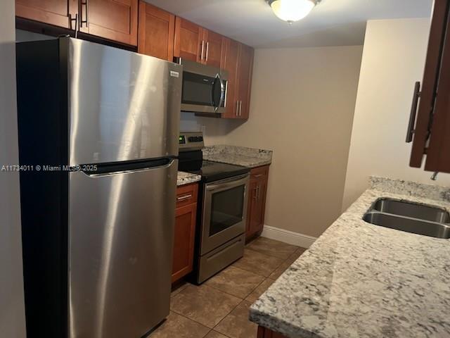 1999 NW 5th Pl 14