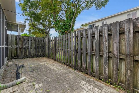 Tiny photo for 783 NW 42nd Pl, Deerfield Beach, FL 33064 (MLS # A12005895)