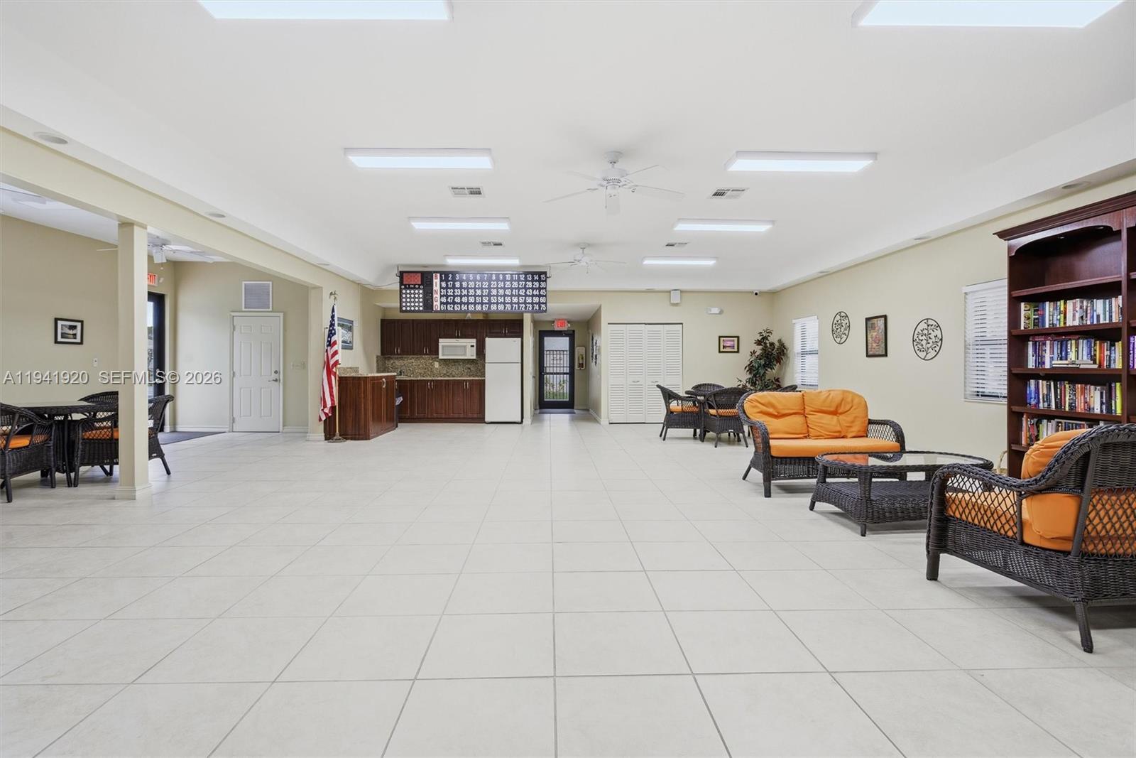 VIEWPOINTE CONDO - Residential