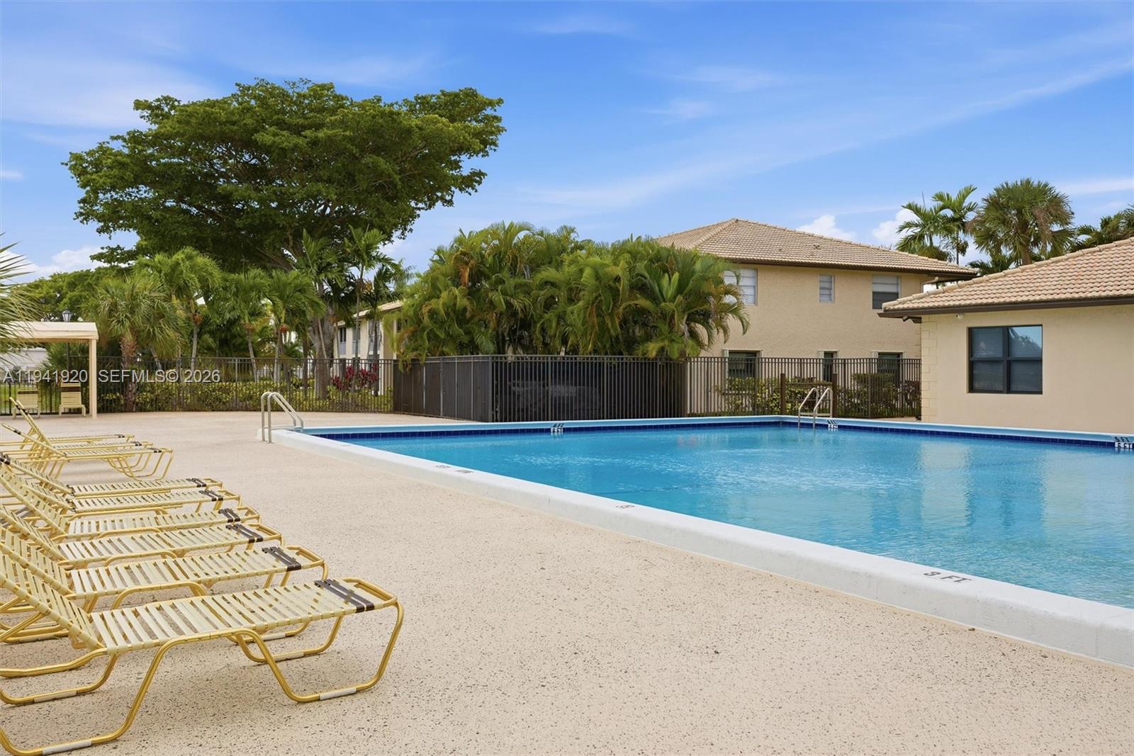 VIEWPOINTE CONDO - Residential