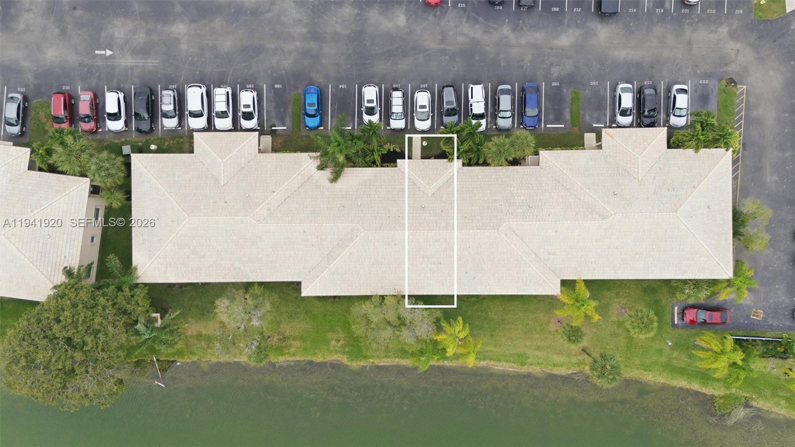 VIEWPOINTE CONDO - Residential