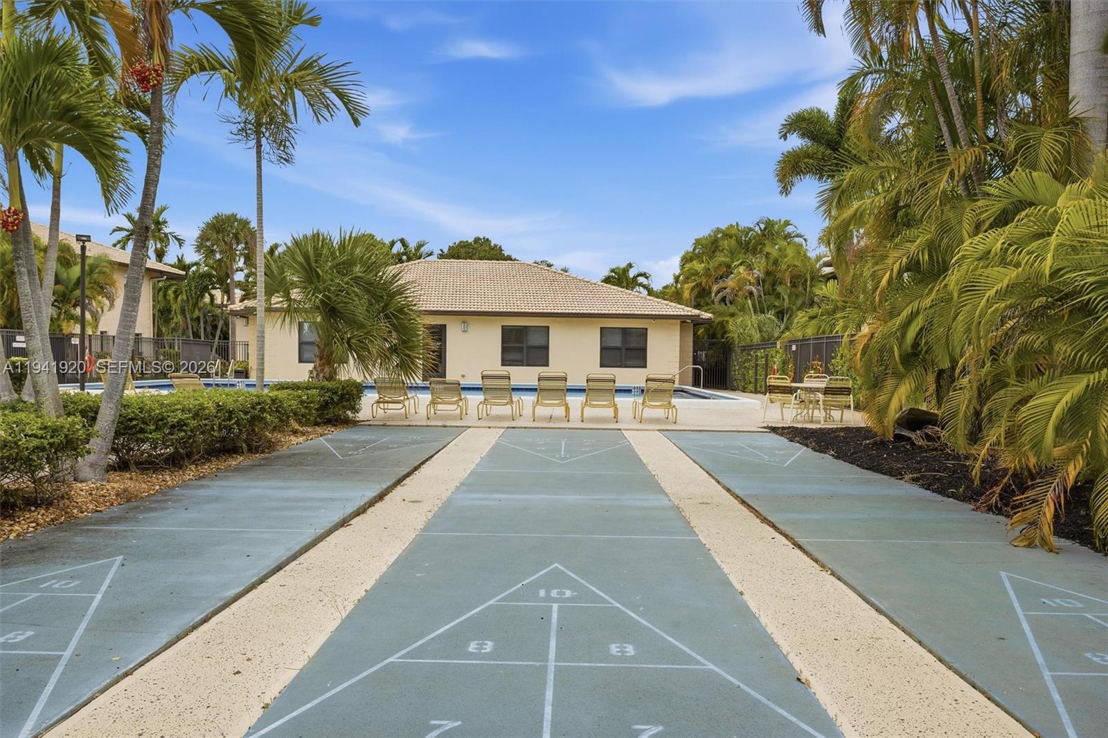 VIEWPOINTE CONDO - Residential