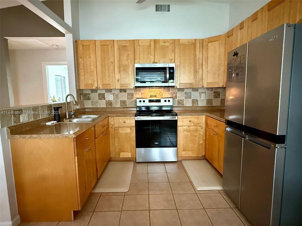 Photo of 1600 SW 127th Ln, Davie, FL 33325 (MLS # A11846850)