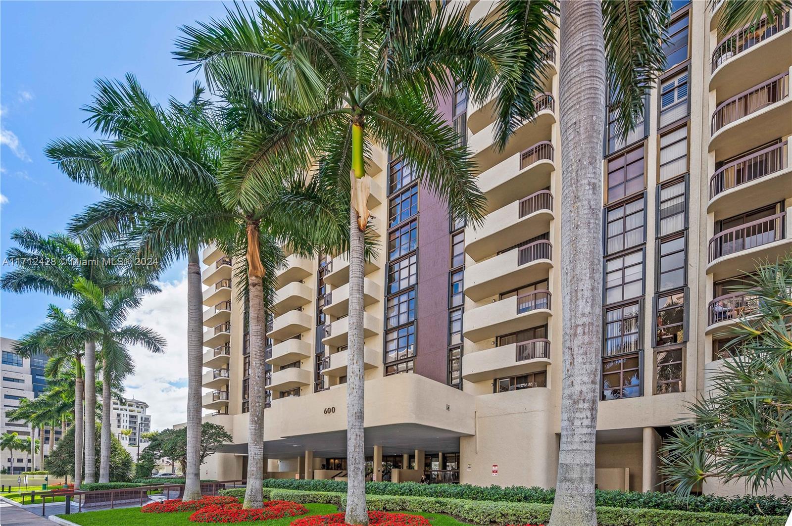 Rental Property at 600 Biltmore Way 310, Coral Gables, Broward County, Florida - Bedrooms: 2 
Bathrooms: 2  - $3,900 MO.