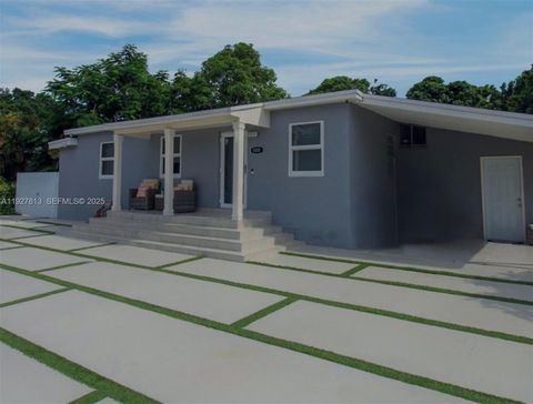 100 NE 171st Ter Miami FL 33162