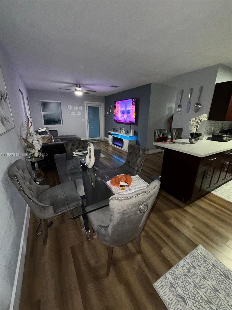 NO MIAMI BEACH MANOR - Residential