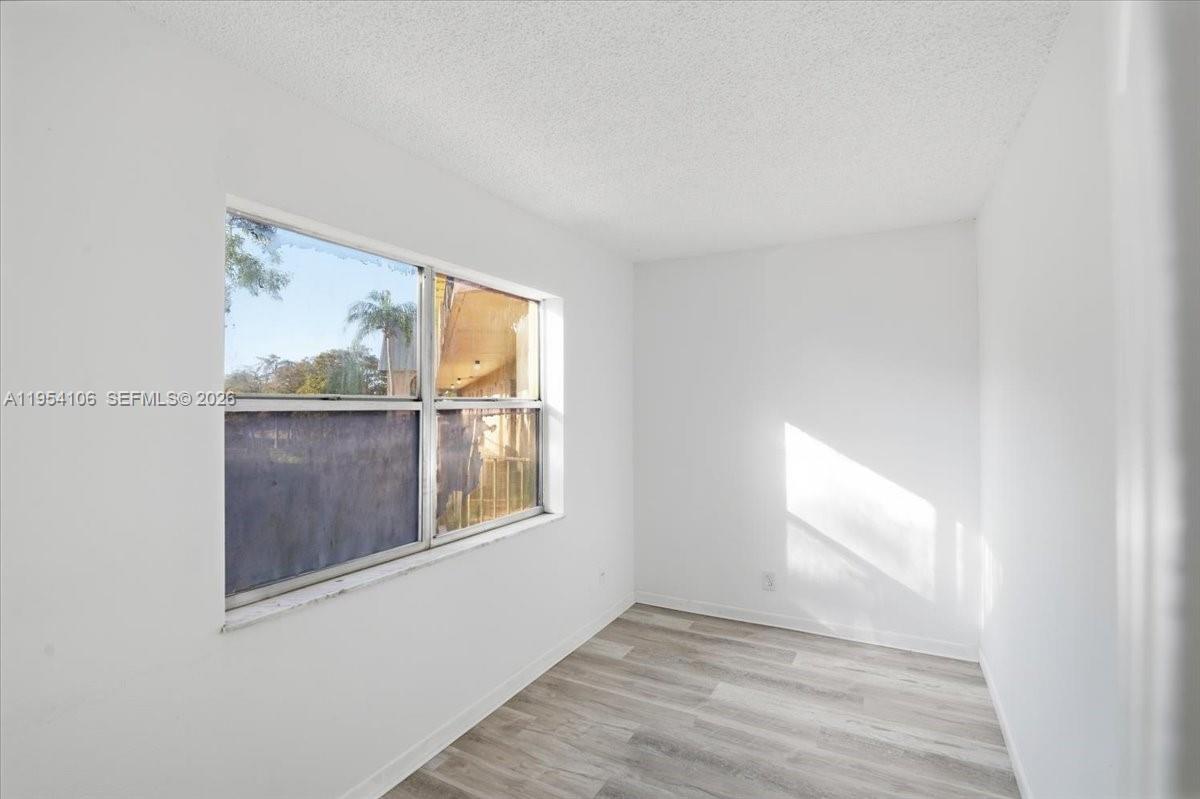 INVERRARY COUNTRY CLUB - Residential