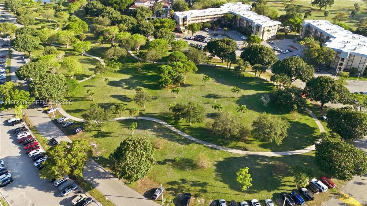 INVERRARY COUNTRY CLUB - Residential