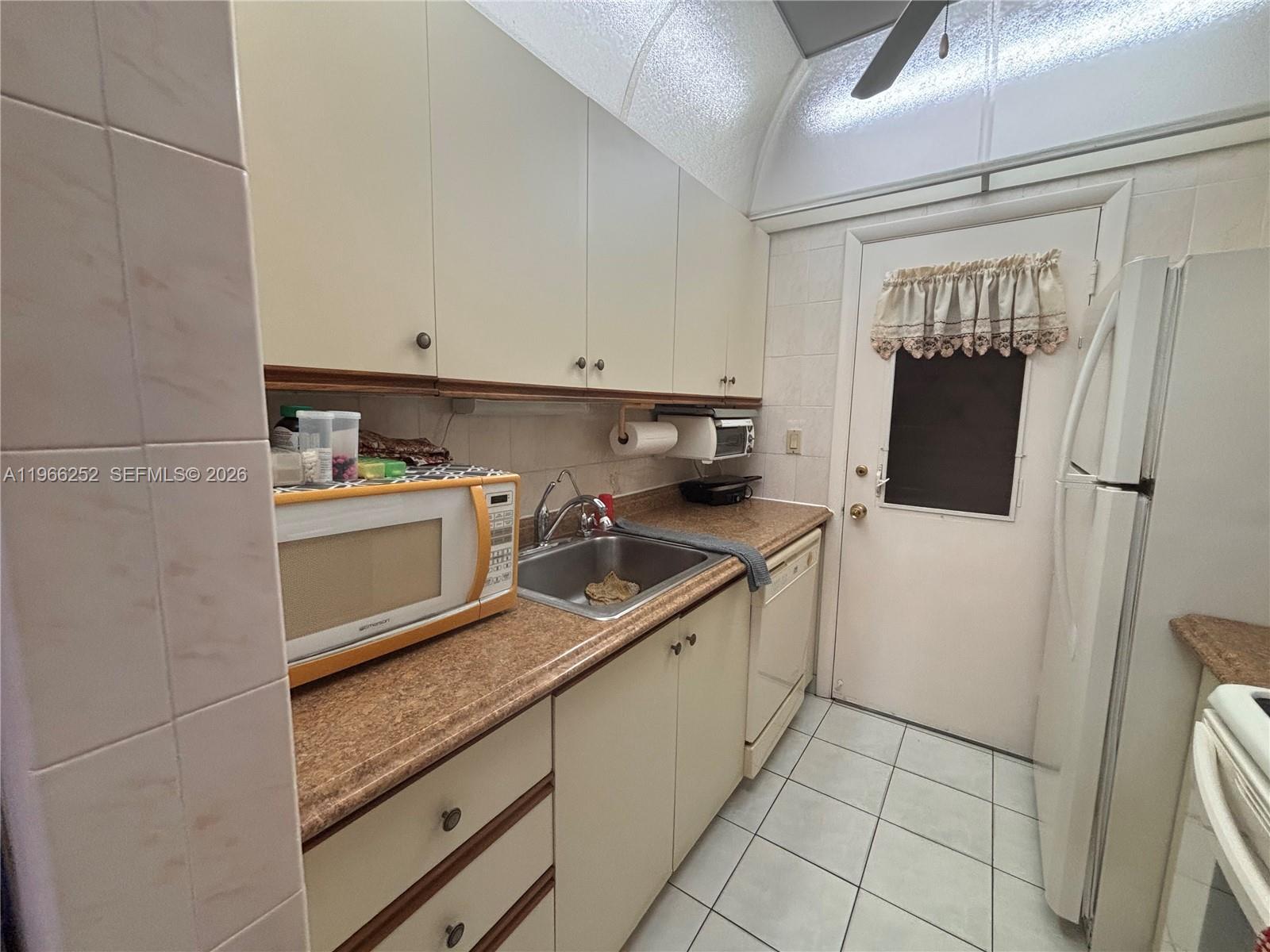 MAR-LEN GARDENS NO 1 CORP - Residential