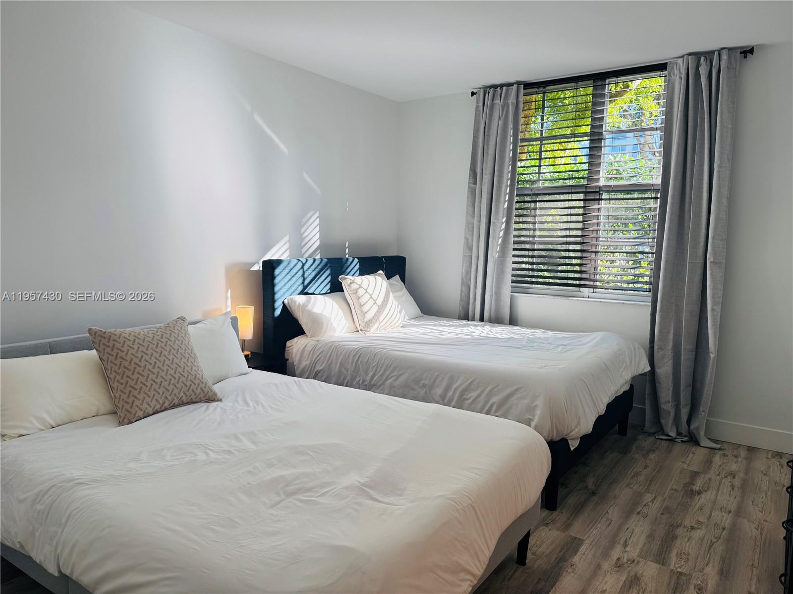 THE YACHT CLUB AT AVENTUR - Residential