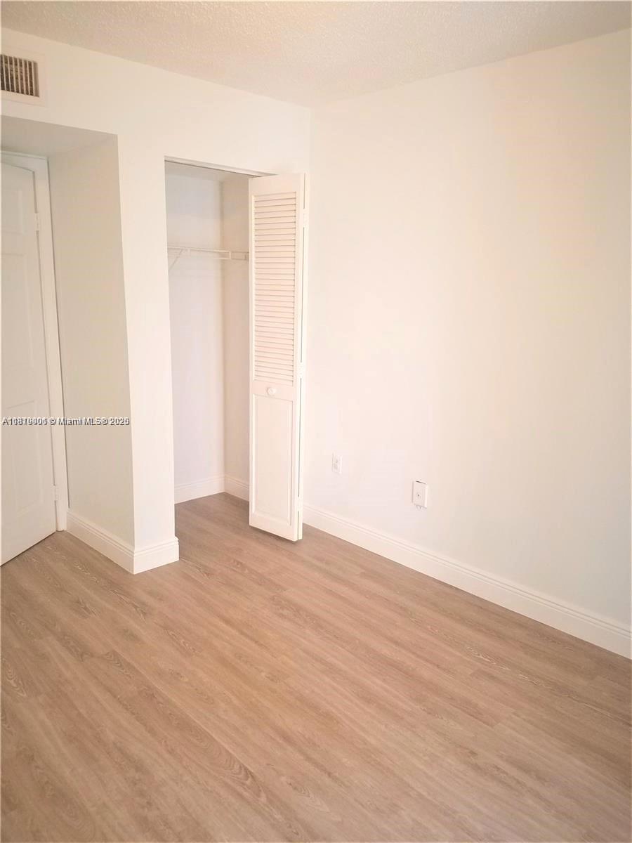 UNIVERSITY INN CONDO - Residential Lease