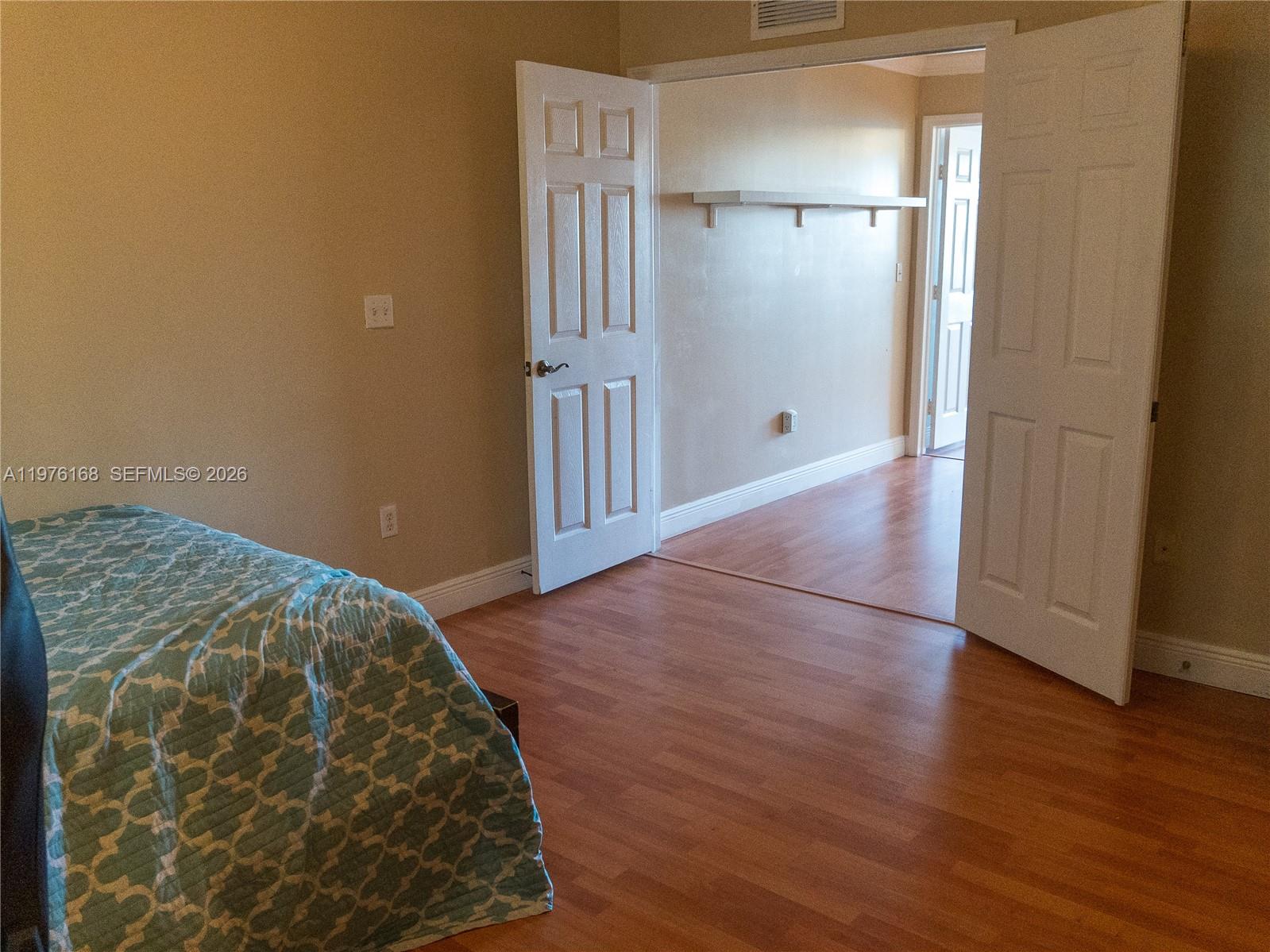 TOWNGATE CONDO ELEVEN - Residential
