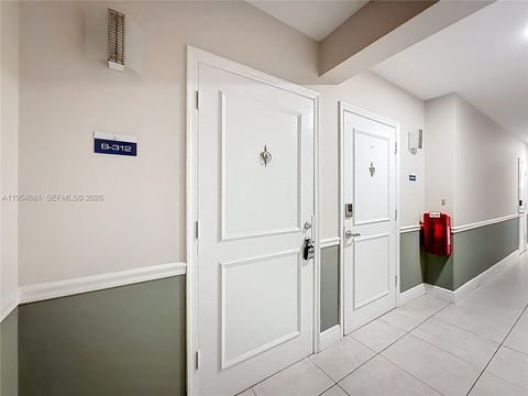 2424 SE 17th Cswy 312B Fort Lauderdale FL 33316