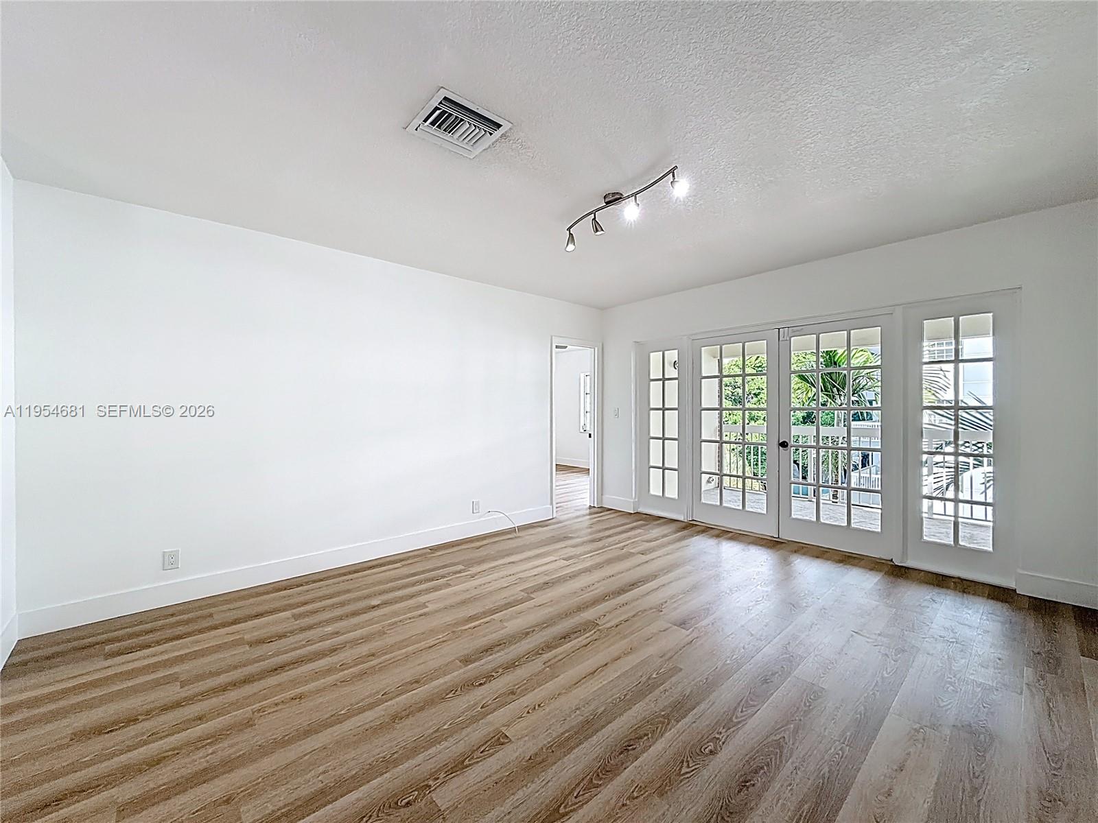 VILLAGE AT HARBOR BEACH C - Residential