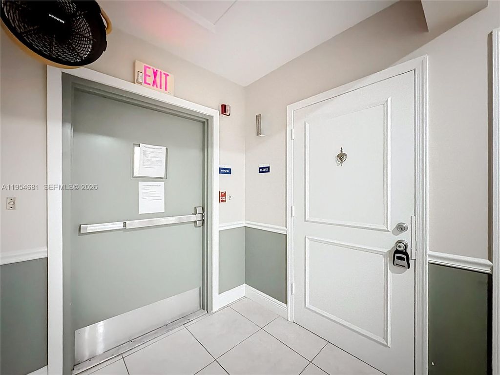 Photo of 2424 SE 17th Causeway #312B, Fort Lauderdale, FL 33316 (MLS # A11954681)