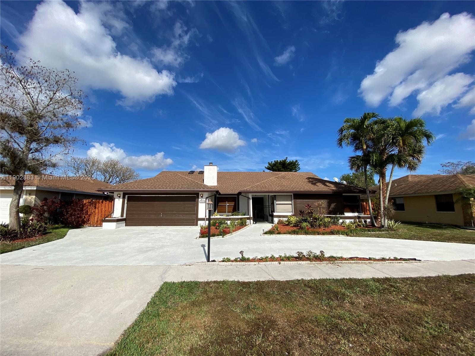 SUGAR POND MANOR OF WELLI - Residential Lease