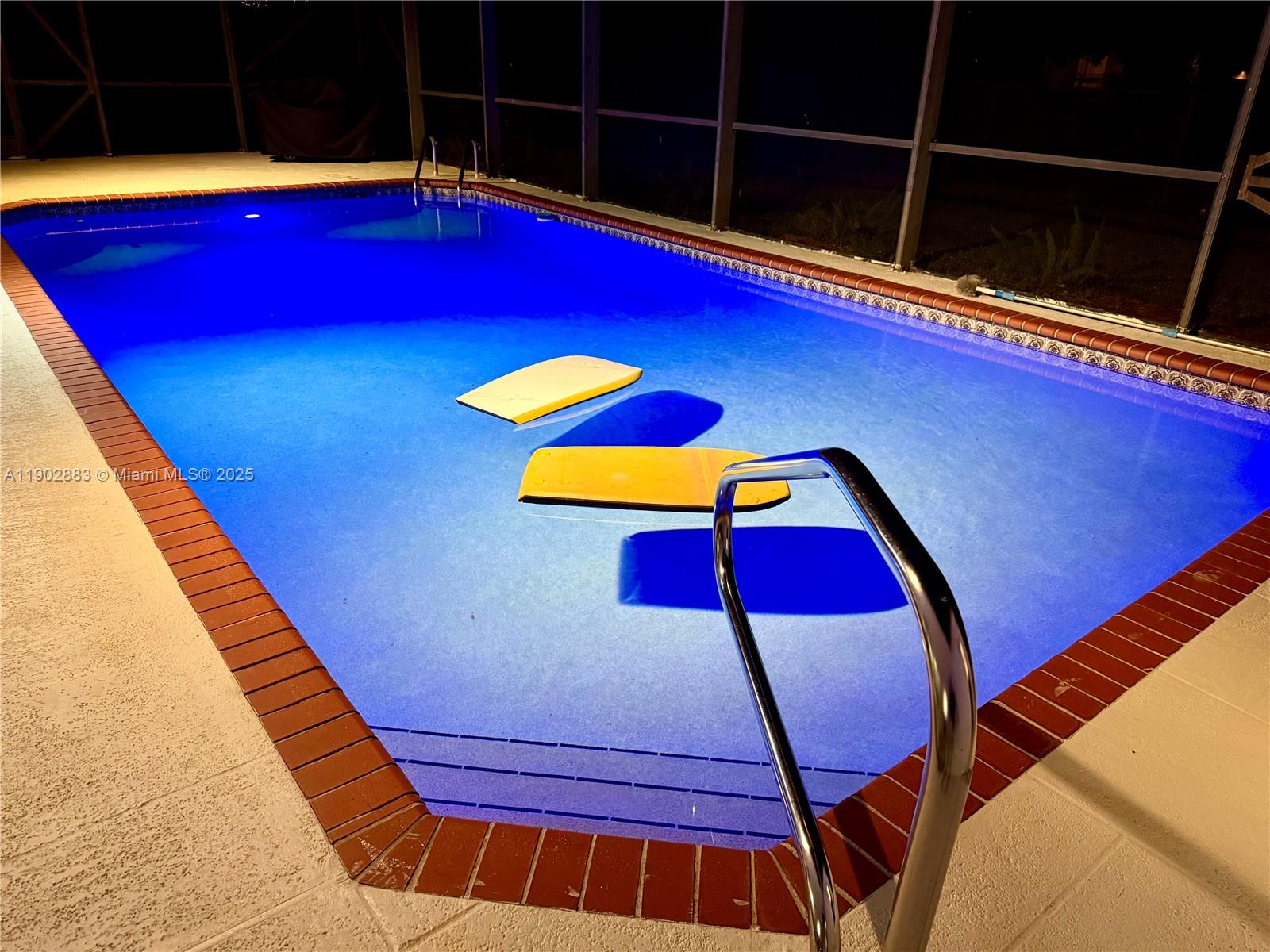 SUGAR POND MANOR OF WELLI - Residential Lease