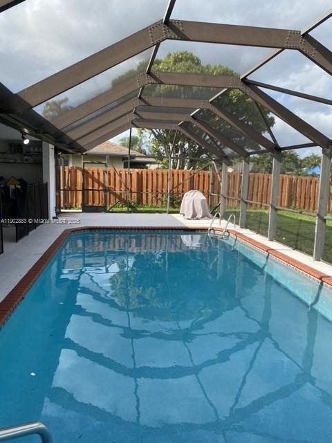 SUGAR POND MANOR OF WELLI - Residential Lease