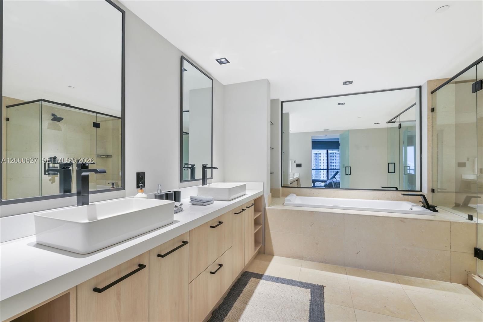 ICONBRICKELL CONDO NO 1 - Residential Lease