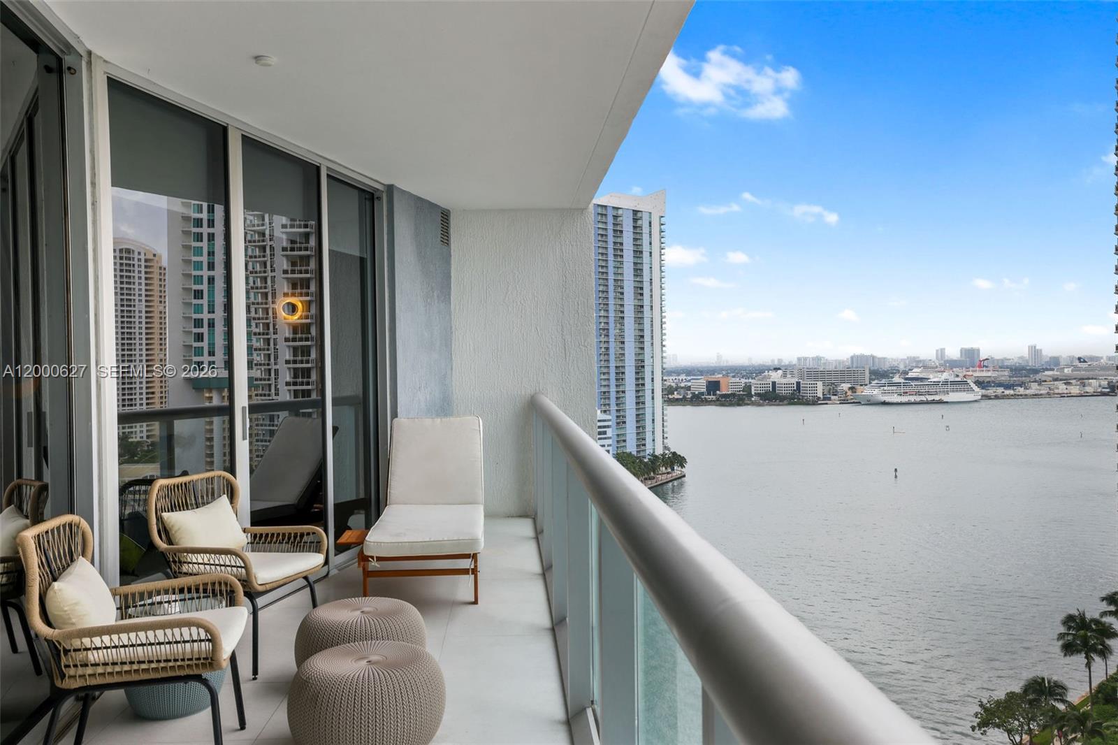 ICONBRICKELL CONDO NO 1 - Residential Lease