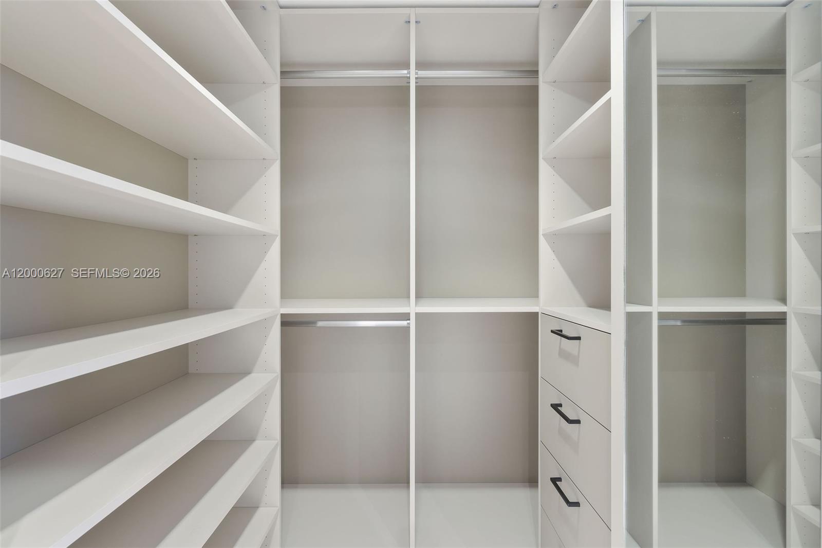 ICONBRICKELL CONDO NO 1 - Residential Lease