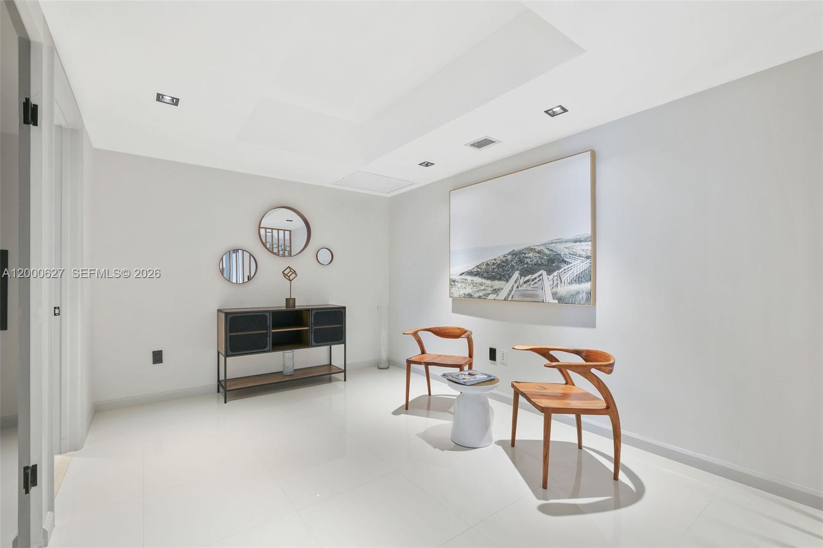 ICONBRICKELL CONDO NO 1 - Residential Lease